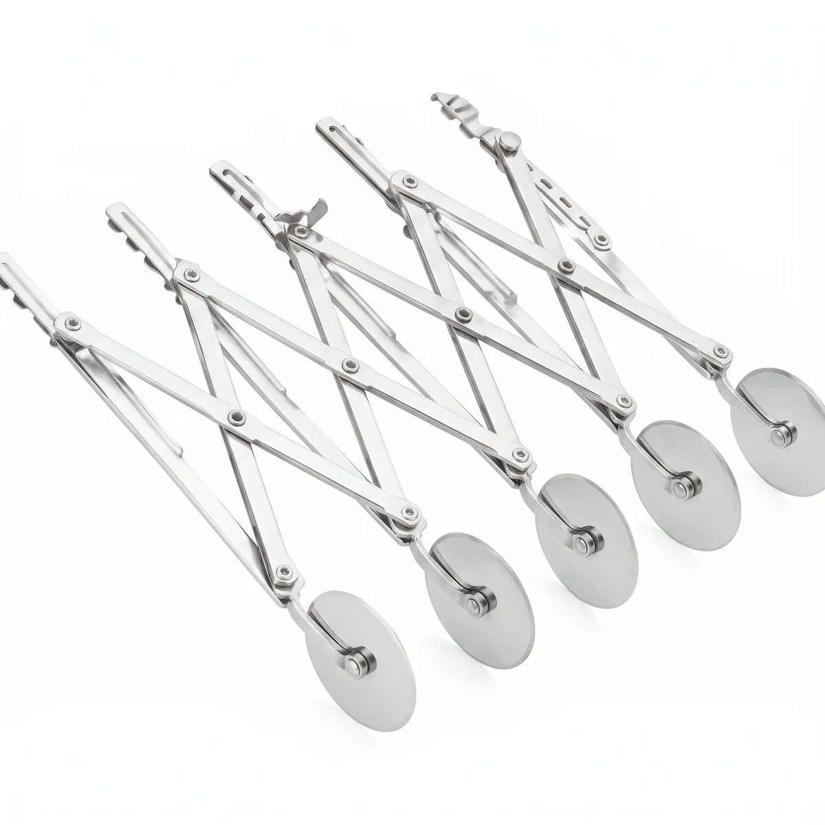 Expanding Pastry Cutter — 3 sizes